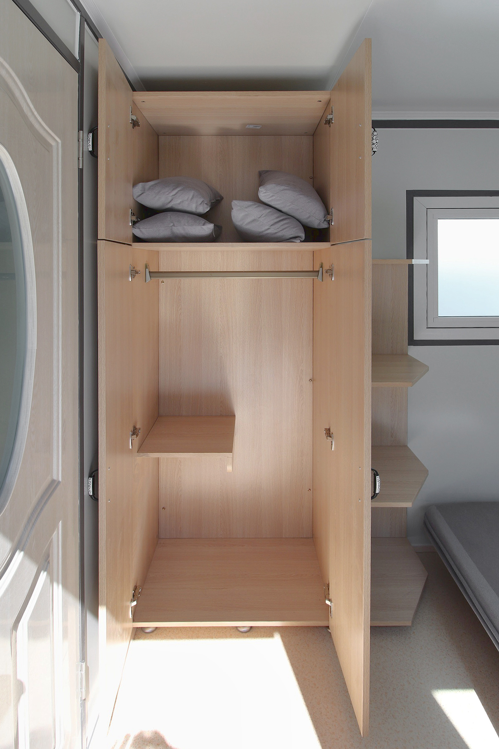 M&B | Modular Housing Pod - Allied Container Services PTY LTD